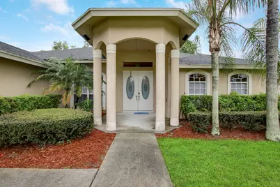 1198 SE Petunia Avenue, Port Saint Lucie, FL 34952 - Photo 11