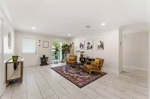 2428 NW 98th Ln, Coral Springs, FL 33065 - Photo 3