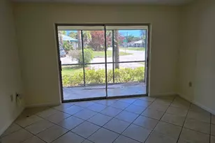 2302 Sunrise Blvd, Fort Pierce, FL 34982 - Photo 5