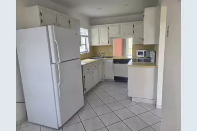 5750 NW 64th Avenue #201, Tamarac, FL 33319 - Photo 5