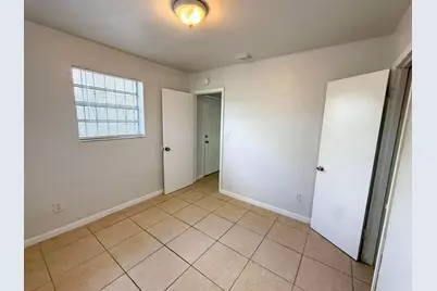 1490 NE 152nd Street, North Miami Beach, FL 33162 - Photo 5