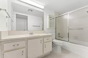 1047 Lincoln C, Boca Raton, FL 33434 - Photo 17