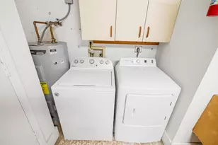 6776 SE Yorktown Dr, Hobe Sound, FL 33455 - Photo 17