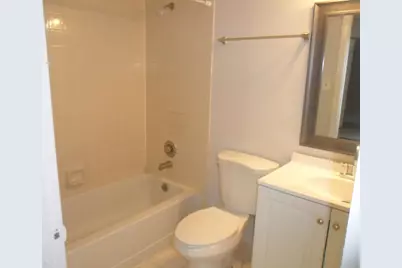 410 Meadows Circle #410, Boynton Beach, FL 33436 - Photo 11