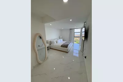 20515 E Country Club Drive #1442, Miami, FL 33180 - Photo 17