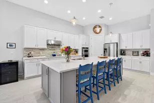 460 SW Sea Green St, Palm City, FL 34990 - Photo 7