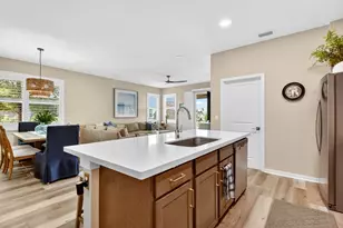 7246 SE Pine Valley Ct, Hobe Sound, FL 33455 - Photo 11