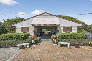 739 Cindy Cir Ln, Wellington, FL 33414 - Photo 3