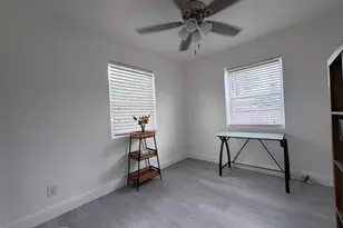 709 Caddie Pl, West Palm Beach, FL 33409 - Photo 17