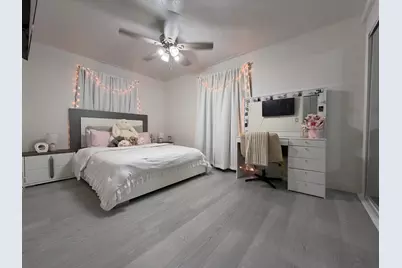 709 Caddie Place, West Palm Beach, FL 33409 - Photo 13