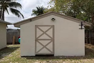 709 Caddie Pl, West Palm Beach, FL 33409 - Photo 39