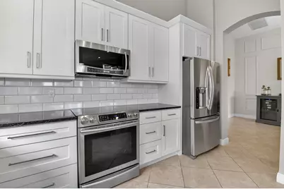 8647 Via Avellino, Lake Worth, FL 33467 - Photo 21