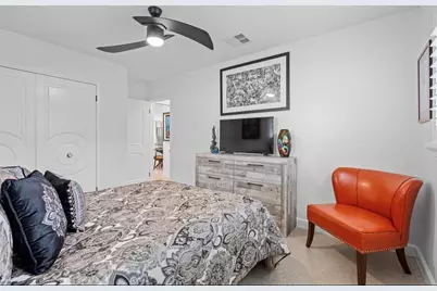 4710 NE 3rd Terrace, Oakland Park, FL 33334 - Photo 11