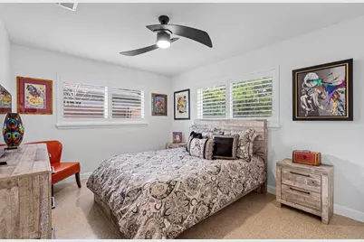 4710 NE 3rd Terrace, Oakland Park, FL 33334 - Photo 19