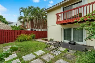 2530 NE 9th St, Fort Lauderdale, FL 33304 - Photo 27