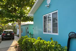 607 N L St, Lake Worth, FL 33460 - Photo 1