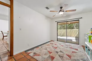 1007 Raintree Ln, Palm Beach Gardens, FL 33410 - Photo 25