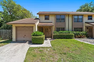 1007 Raintree Ln, Palm Beach Gardens, FL 33410 - Photo 5
