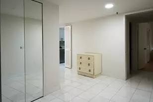 2450 Presidential Way, West Palm Beach, FL 33401 - Photo 3