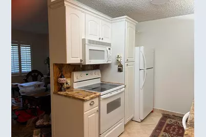 2057 Cambridge C #2057, Deerfield Beach, FL 33442 - Photo 5