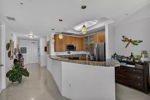 2631 NE 14th Ave, Wilton Manors, FL 33334 - Photo 11