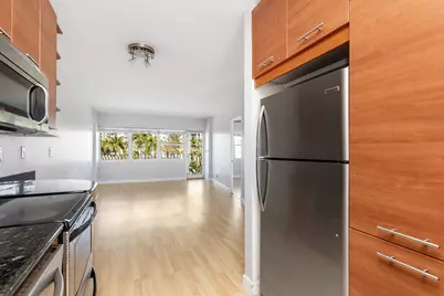 3250 NE 28th Street #404, Fort Lauderdale, FL 33308 - Photo 3