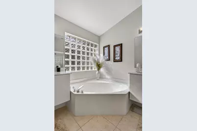 7207 Modena Drive, Boynton Beach, FL 33437 - Photo 21