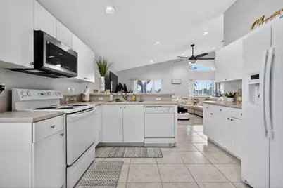 7207 Modena Drive, Boynton Beach, FL 33437 - Photo 7