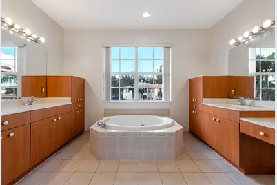 102 Ibisca Terrace, Royal Palm Beach, FL 33411 - Photo 23