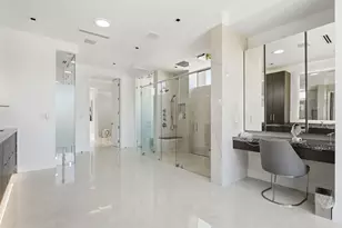 749 Bamboo Dr, Boca Raton, FL 33432 - Photo 49