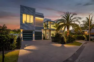 749 Bamboo Dr, Boca Raton, FL 33432 - Photo 9