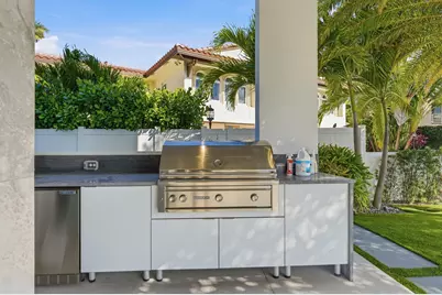 749 Bamboo Drive, Boca Raton, FL 33432 - Photo 71