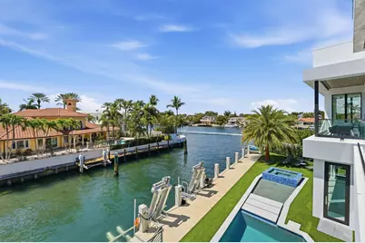 749 Bamboo Drive, Boca Raton, FL 33432 - Photo 37