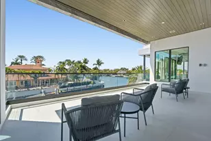 749 Bamboo Dr, Boca Raton, FL 33432 - Photo 39