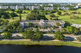 3051 S Palm Aire Dr, Pompano Beach, FL 33069 - Photo 27