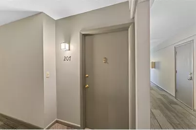 639 W Oakland Park Boulevard #207d, Oakland Park, FL 33311 - Photo 17