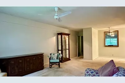 639 W Oakland Park Boulevard #207d, Oakland Park, FL 33311 - Photo 3