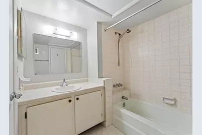 639 W Oakland Park Boulevard #207d, Oakland Park, FL 33311 - Photo 13