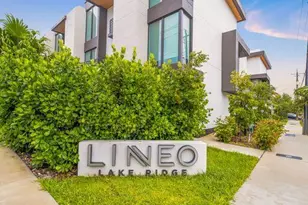 1058 N Victoria Park Rd, Fort Lauderdale, FL 33304 - Photo 1