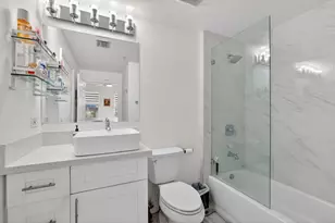 533 NE 3rd Ave, Fort Lauderdale, FL 33301 - Photo 11