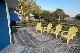 2040 Falconhurst Pl, Navarre, FL 32566 - Photo 3