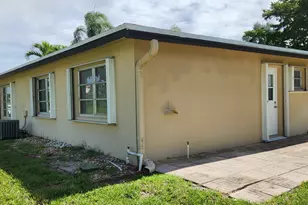 1042 North Dr, Delray Beach, FL 33445 - Photo 29