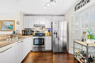 1074 Jeffery St, Boca Raton, FL 33487 - Photo 9