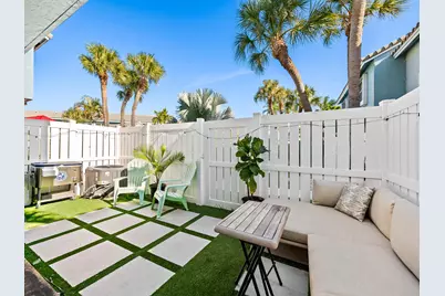 1074 Jeffery Street, Boca Raton, FL 33487 - Photo 3