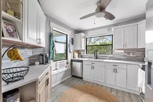 12176 Pasadena Way, Boynton Beach, FL 33437 - Photo 11