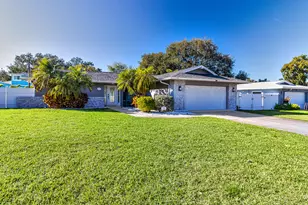 2376 Armour Dr, Dunedin, FL 34698 - Photo 7