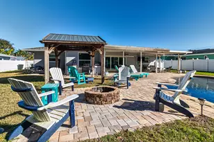 2376 Armour Dr, Dunedin, FL 34698 - Photo 43
