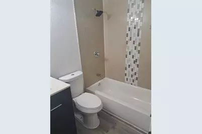 980 SW 76th Avenue #1, North Lauderdale, FL 33068 - Photo 17