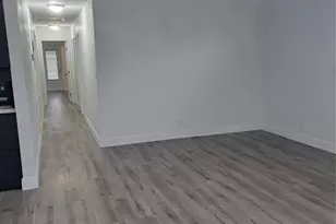 980 SW 76th Ave, North Lauderdale, FL 33068 - Photo 11