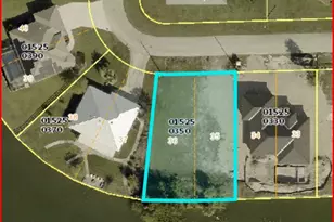 2106 NE 2nd St, Cape Coral, FL 33909 - Photo 5